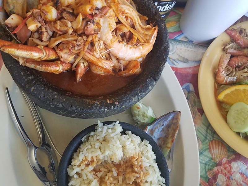 Mariscos La Laguna food